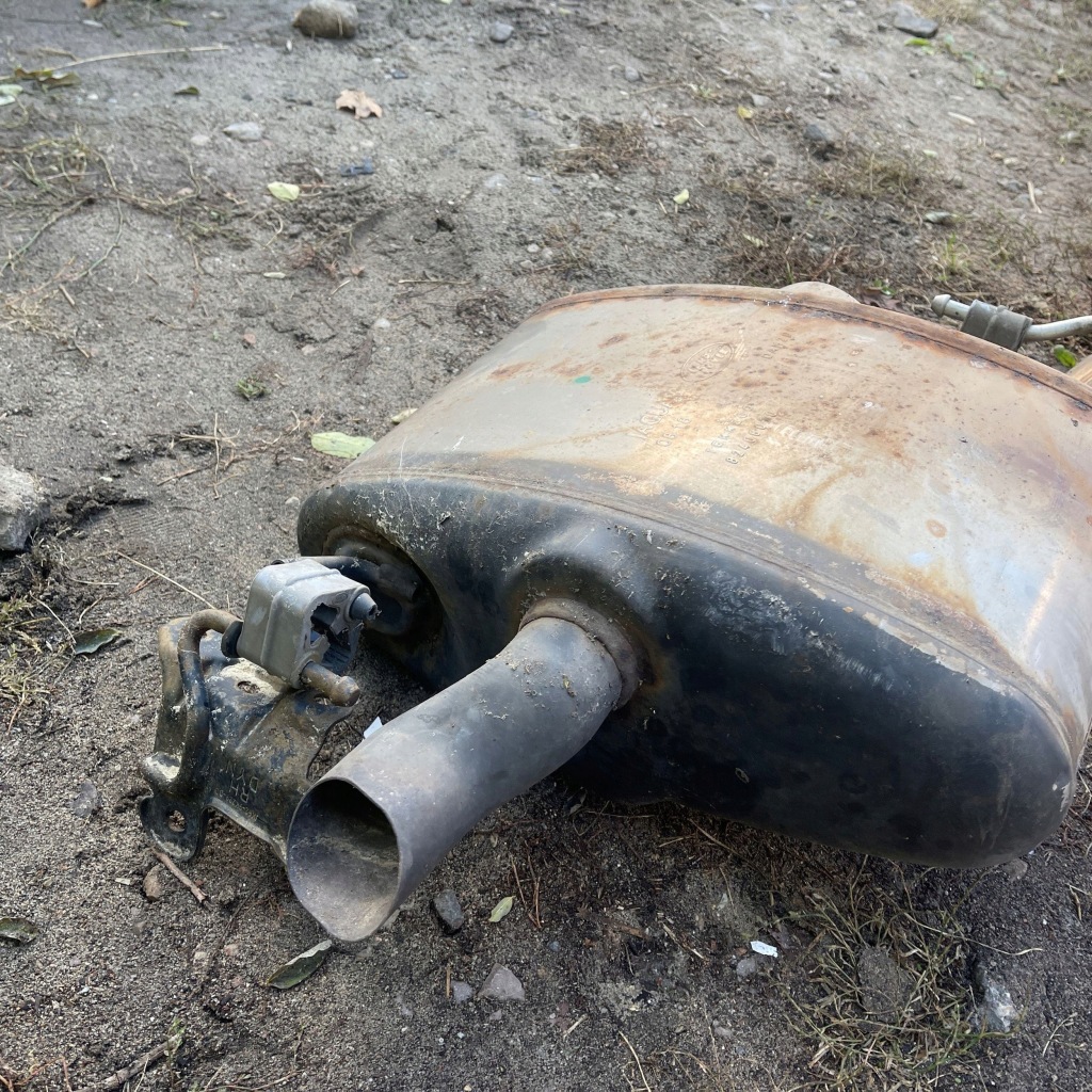 Гаситель комплектный  land rover range rover l405 82406070 Оригинал