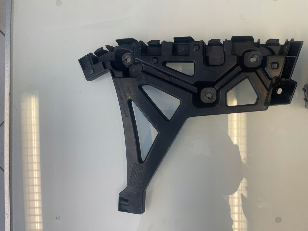 фото №1, Напрямна бампера лівий задня renault twingo iii 850457396r