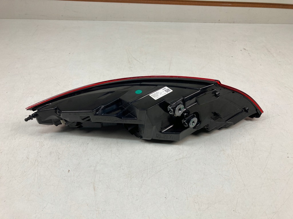 фото №11, Лампа права задня audi tt ttrs 8s led 8s0945096d