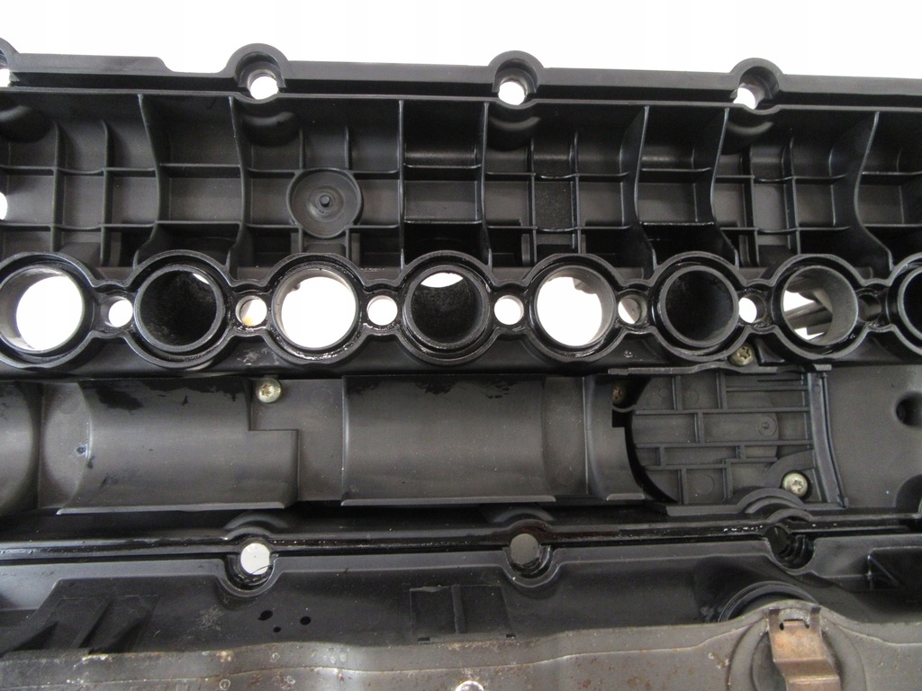 фото №16, Крышка клапанов bmw e38 e39 e46 e53 2.5 3.0 m57 167km 184km 193km 306d1