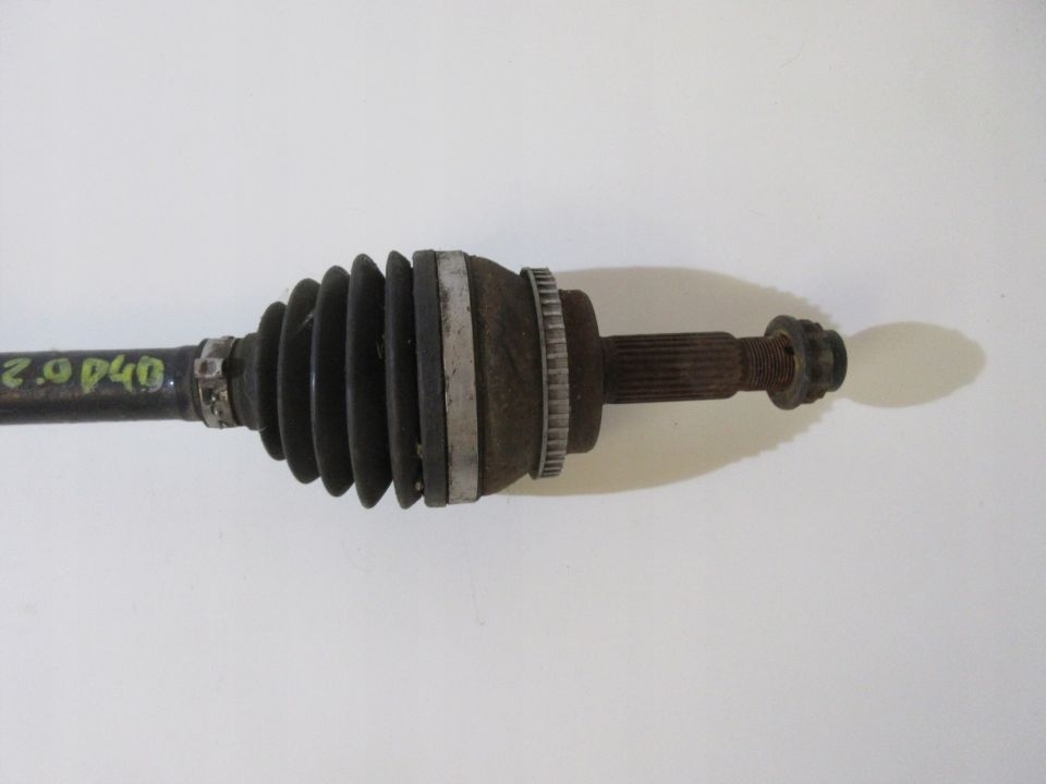Приводной вал правая toyota corolla verso o6-09 год 2.0 d4d Доставка
