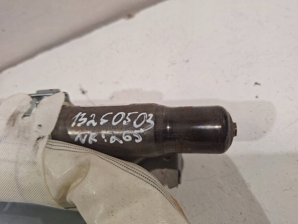 Шторка безопасности воздушная правый  13250503 opel meriva b 10- в Украине