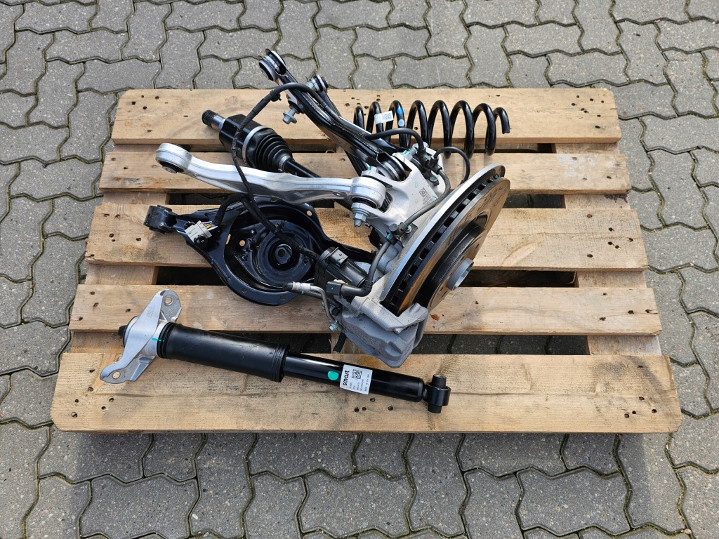 фото №1, Smart #5 ступица рычаг приводной вал поворотный кулак задняя правая 6608038168