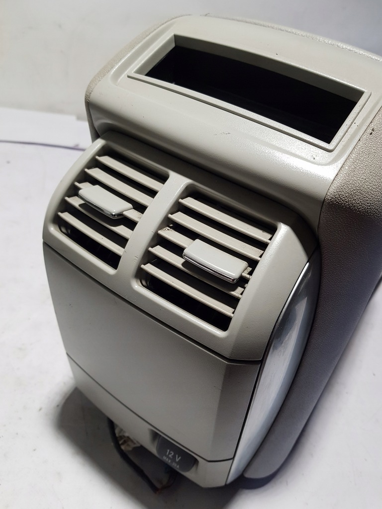 фото №6, Подлокотник туннель mercedes w251 r-klasa