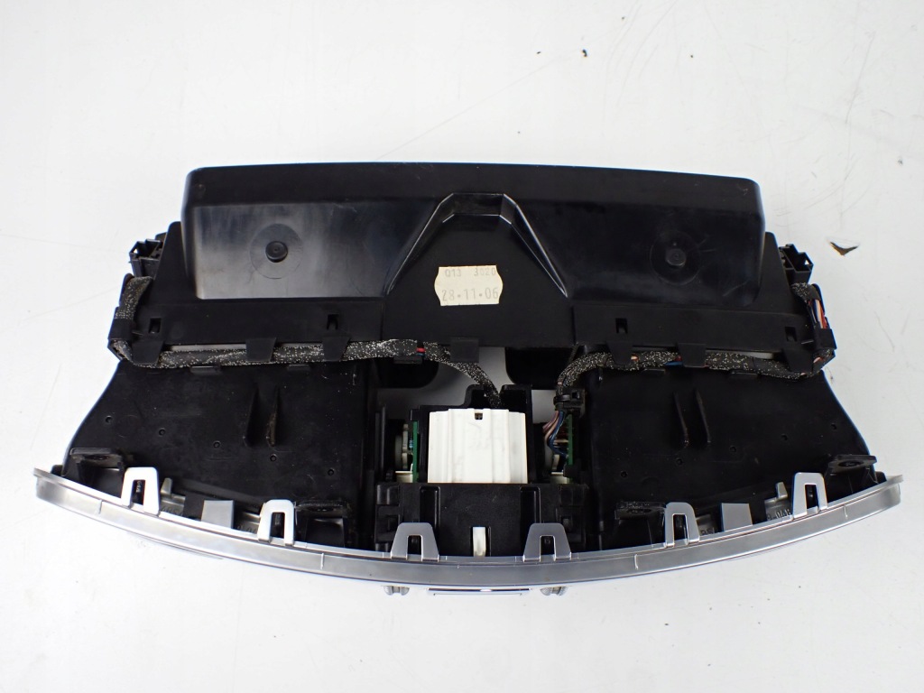 фото №8, Середня решітка обдув годинник mercedes s500 w221 a2218300954