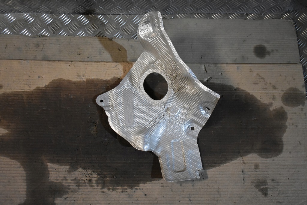 фото №1, Idealna защита тепловая mercedes w223 1