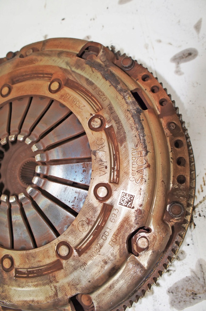 фото №8, Td138 skoda superb iii 1.6d зчеплення маховик з двома масами 04l141031a 043082001693