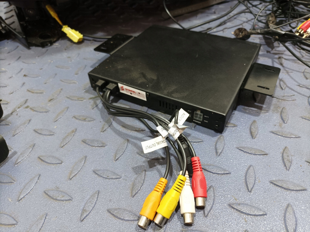 фото №9, Infiniti fx ii lift qx70 сидіння перед водія пасажира шкіра eu екран dvd