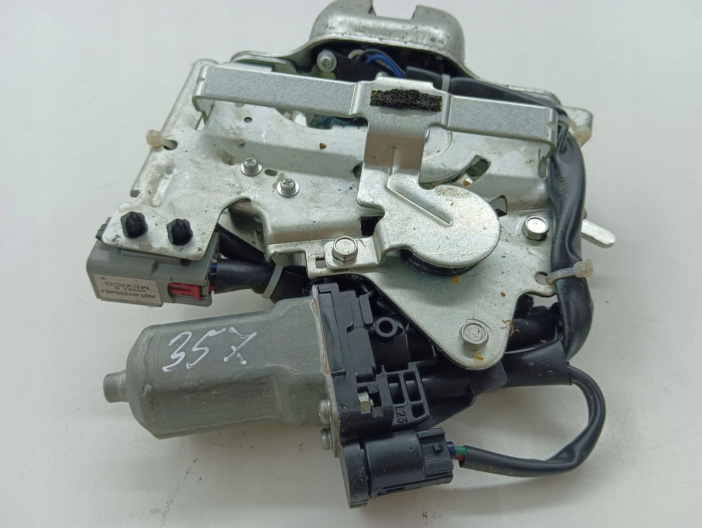 фото №5, Chrysler voyager 2008 замок крышки задний / багажника