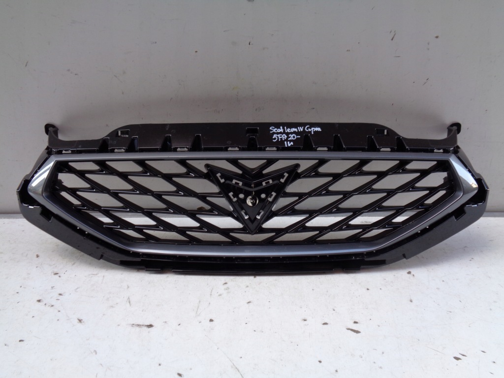 фото №1, Решётка радиатора решётка радиатора seat leon iv cupra 5fa 20-