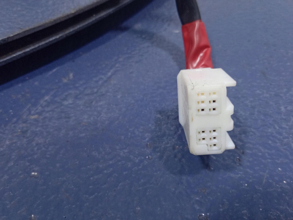 фото №5, Toyota camry viii xv70 зеркало правое 8 pin 4x7