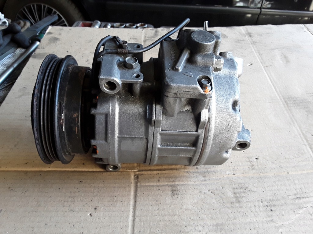 фото №4, Компрессор кондиционера vw audi 7sbu16c 8d0260808