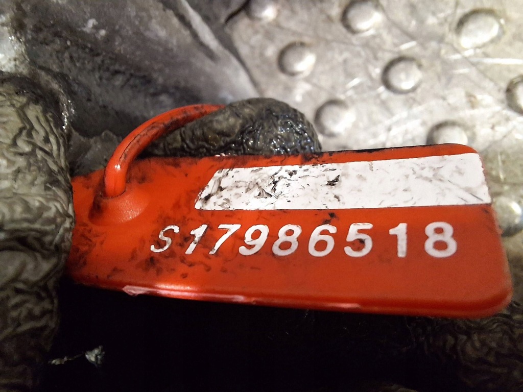 фото №9, Крышка клапанов 504328266 валы распределительного вала fiat iveco 3.0 jtd hpi