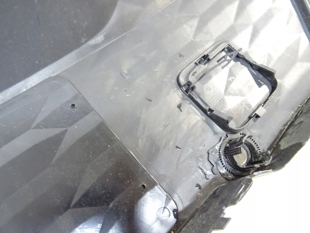 фото №13, Audi gt rs e-tron 4j3 бампер перед оригинал a088