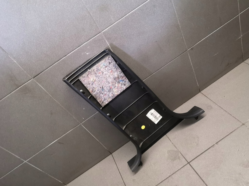 фото №8, Захист стійка b права audi a6 c6 4f0867240