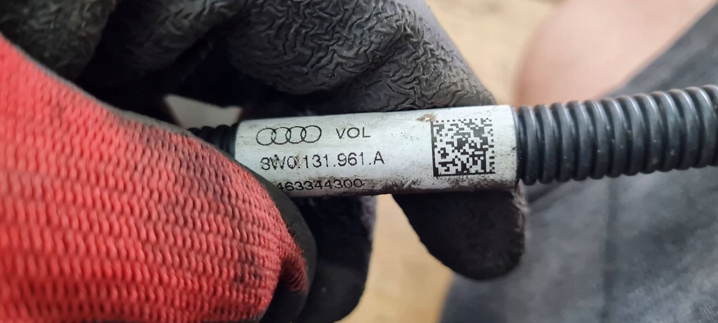 фото №9, A4 b9 8w шланг wąż жидкость adblue 2.0 tdi 8w0131961a a5 8w