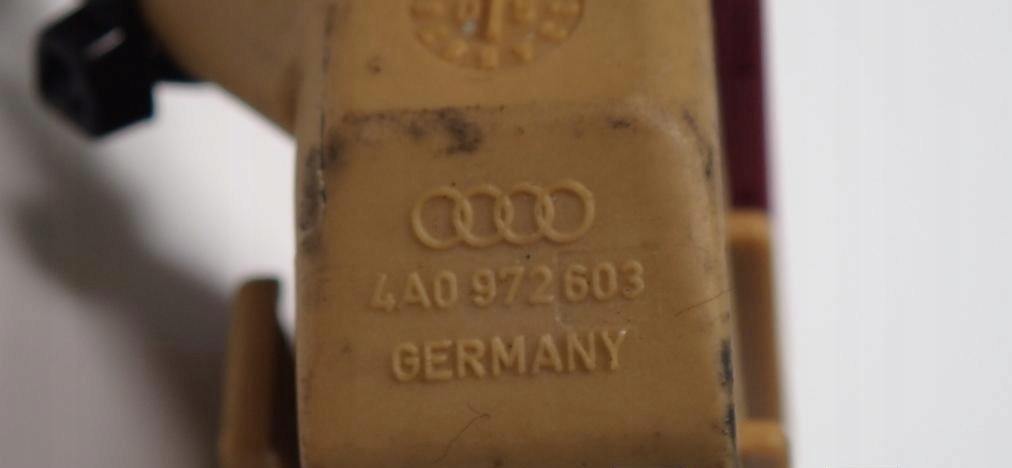 фото №10, Колодка соединитель штекер коричневый różowa audi 4a0972603