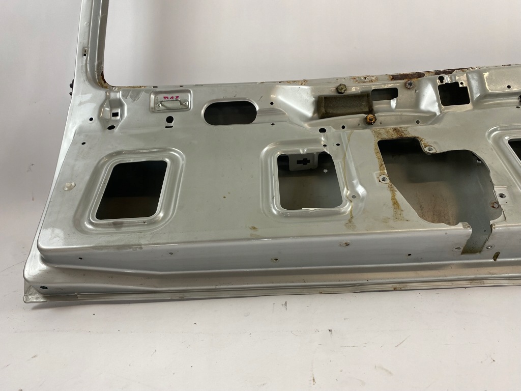 Задняя крышка багажника крышка багажника задний  kufra mercedes w124 kombi s124 Недорого