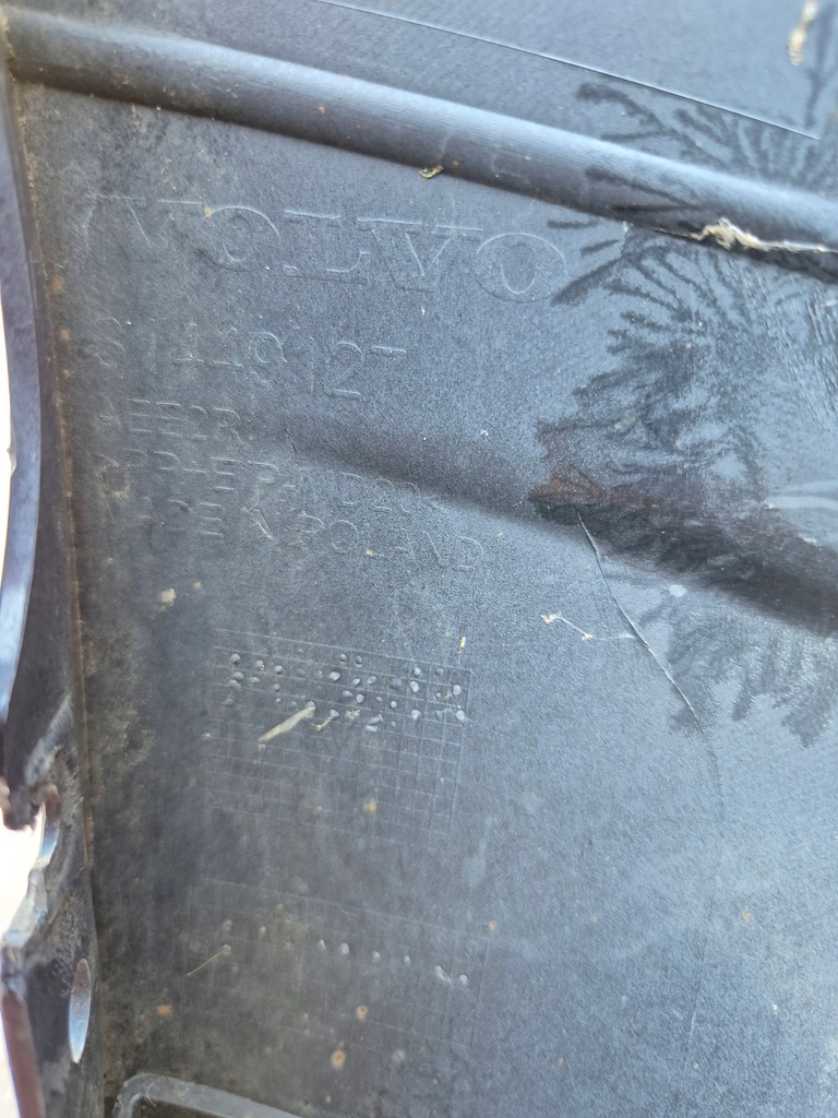 фото №15, Volvo xc60 ii r-design 17-21r . бампер перед a681