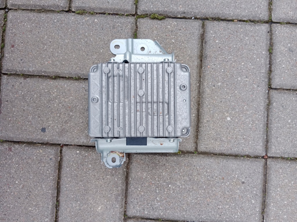 Купить Модуль блок розжига напряжения chrysler pacifica s 2 2021- 56029814aa