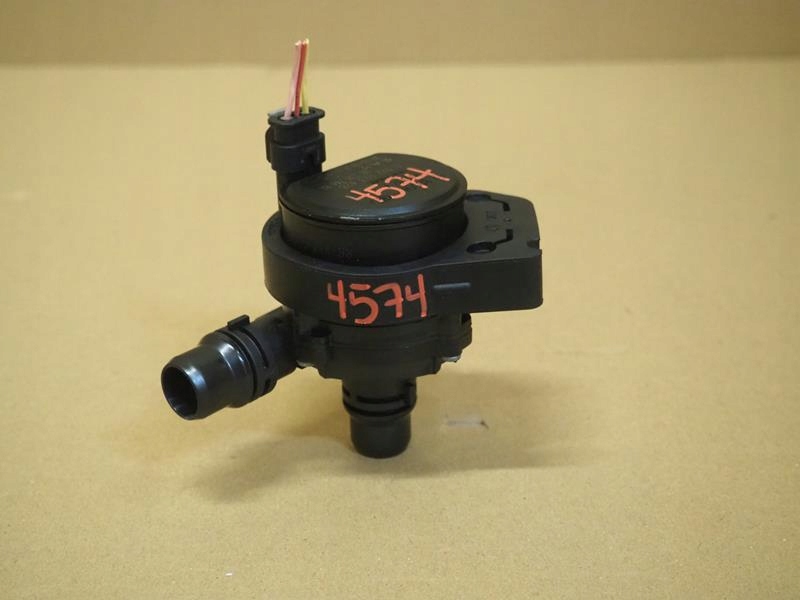 фото №1, Помпа циркуляція wody citroen e-c4 ii