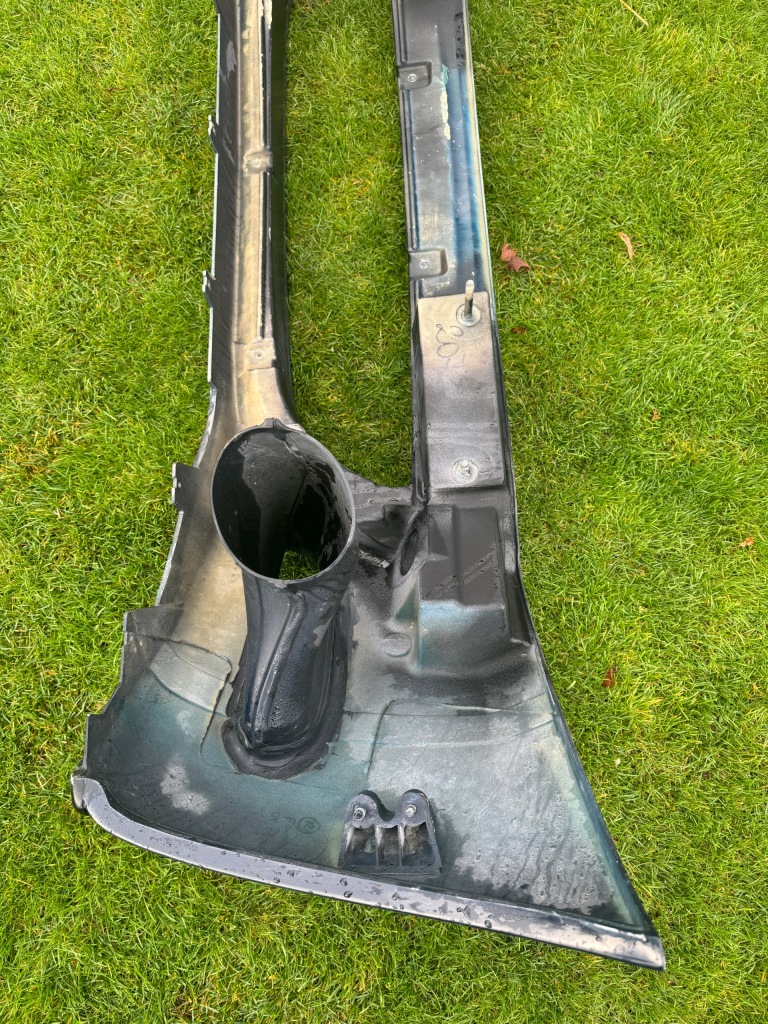 Купить Ferrari 612 scaglietti f137 бампер перед передний