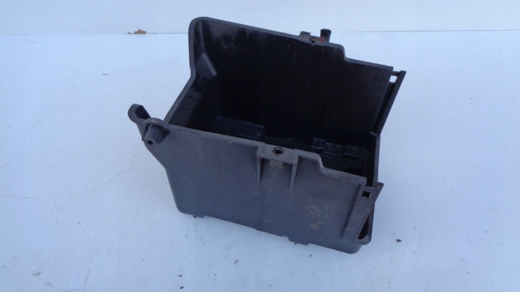 фото №1, Ford fiesta mk7 основа акумулятор 8v21-10723-ac