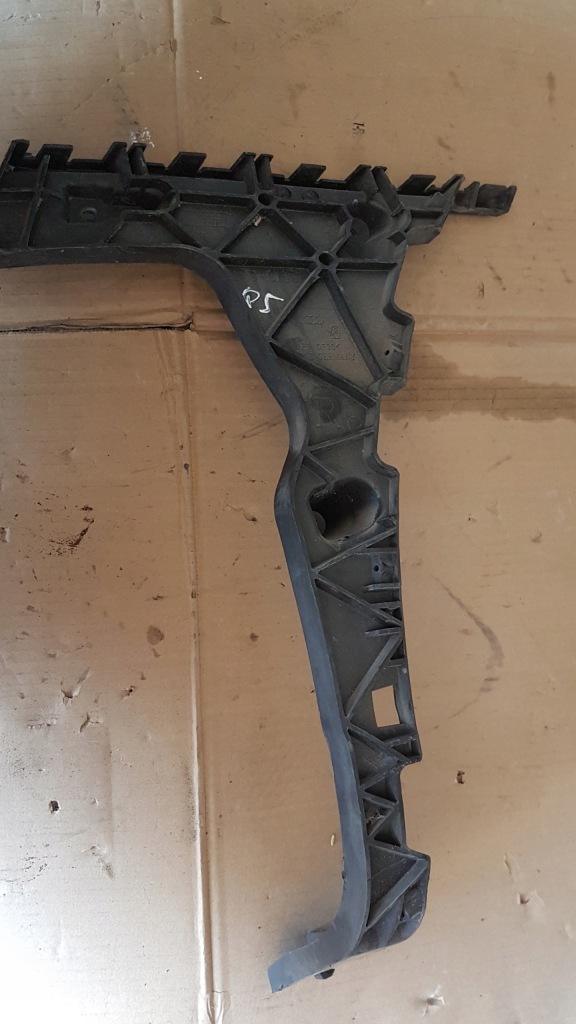 фото №1, Напрямна заднього бампера audi q5 8r 8r0807454c