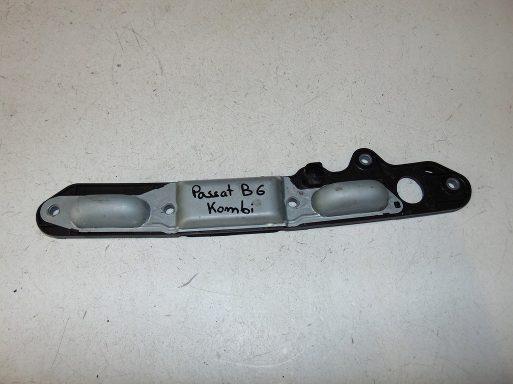фото №6, Молдинг кнопка открывания крышки vw passat b6