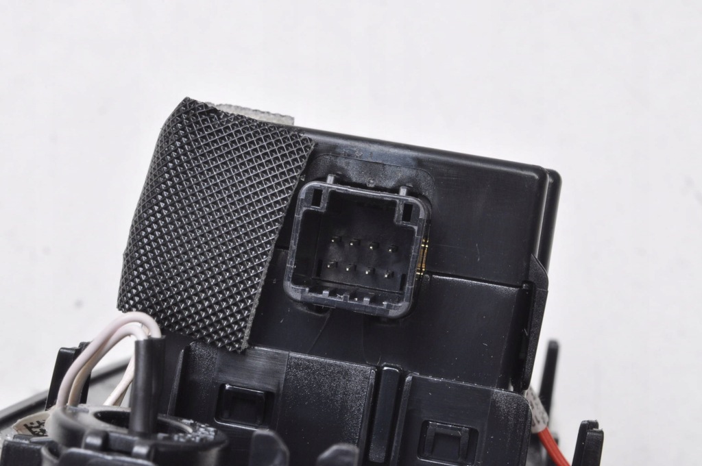 фото №8, Qashqai j12 панель перемикач sos відкривання шторка 264976ua1a 254506ua1a