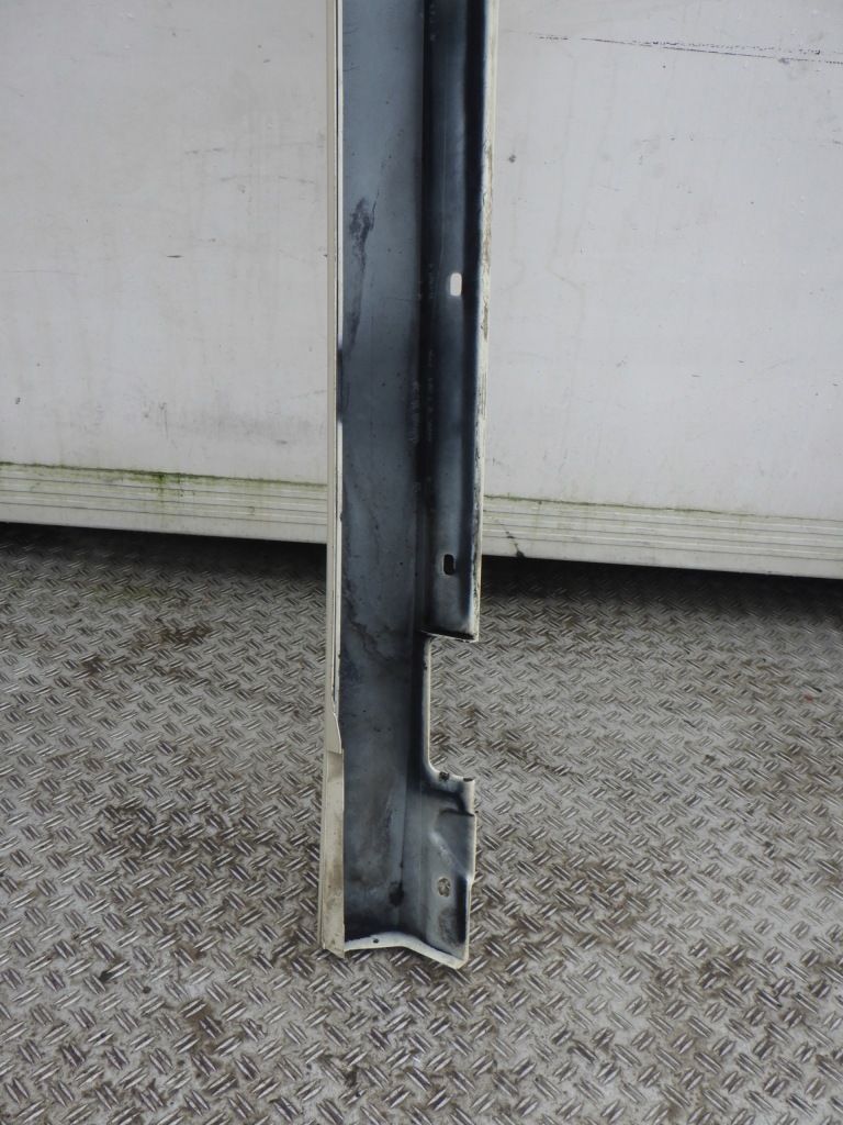 фото №7, Mercedes w212 молдинг порог правая