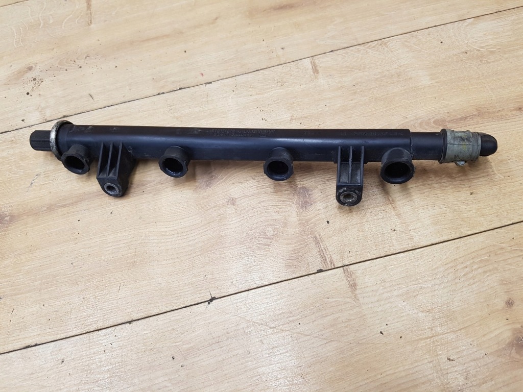 фото №1, Молдинг впрыскная fiat brava 1.2 16v