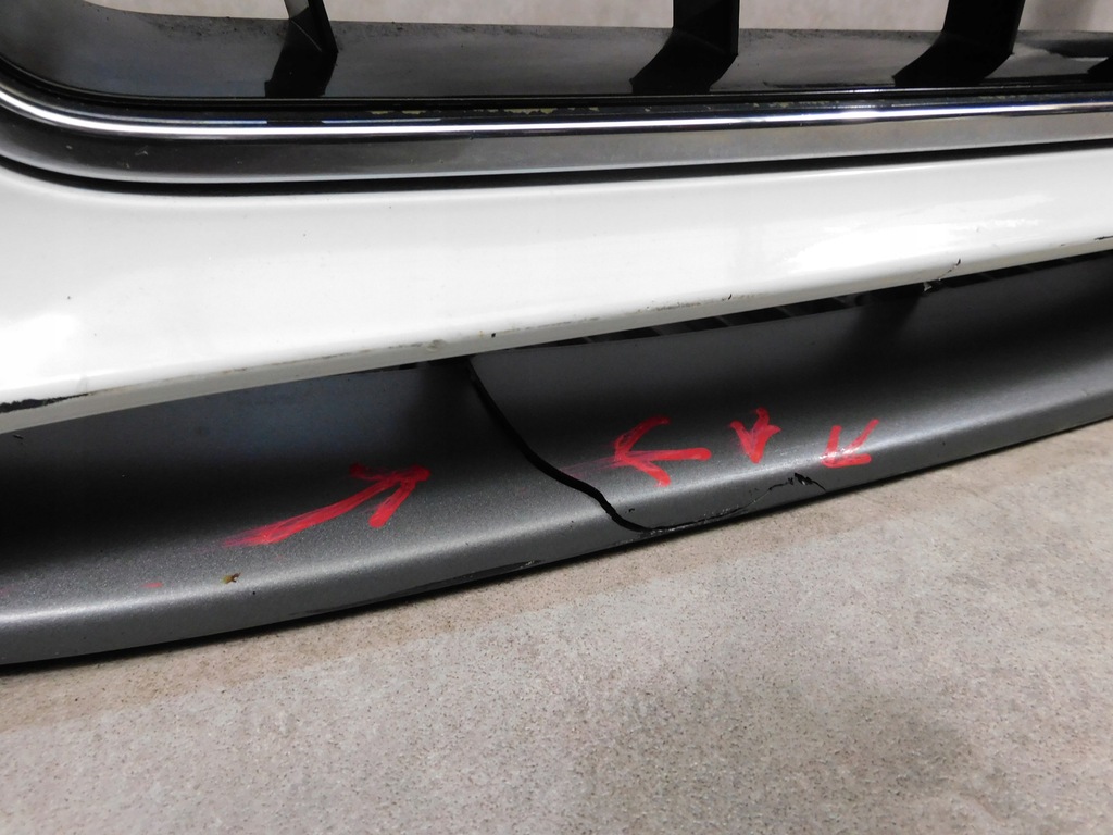 фото №9, Audi a7 c7 4g8 бампер перед передній kompletny білий