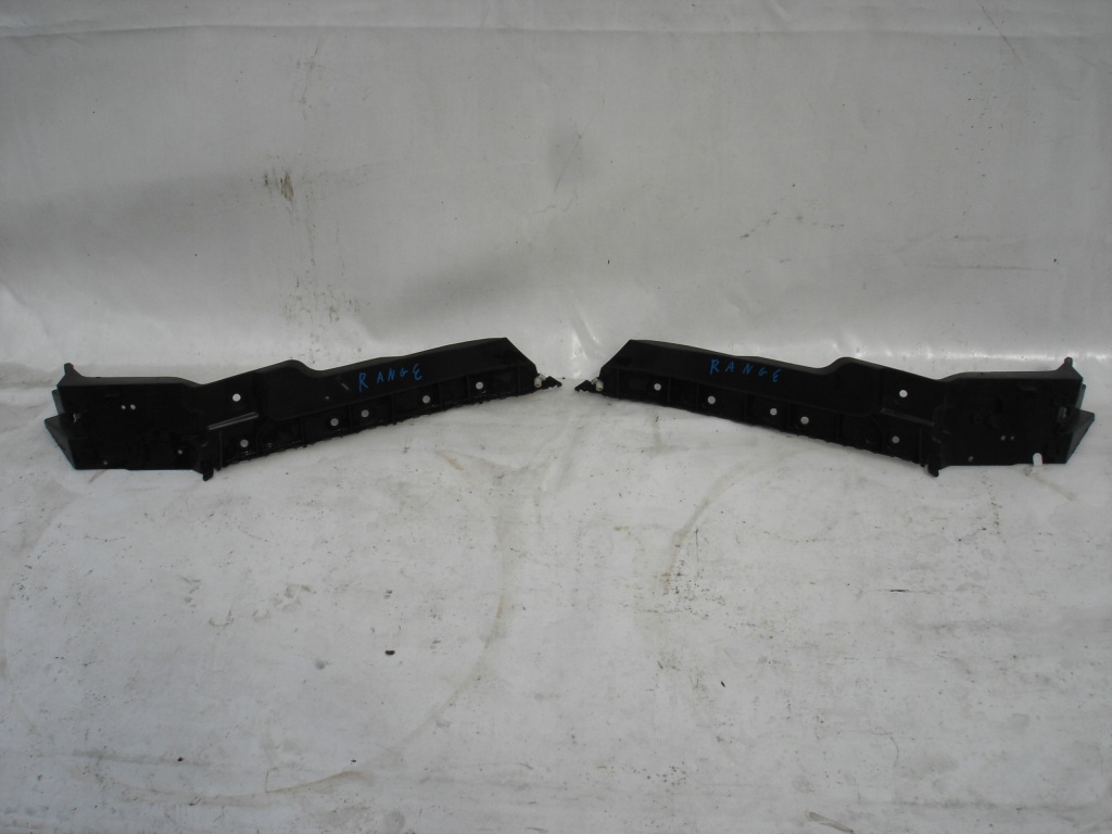 фото №1, Range sport l494 напрямна бампера правий задня