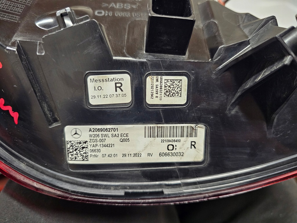 фото №15, Mercedes c-klasa w206 sedan 22r лампа права задня задня led a2069062701