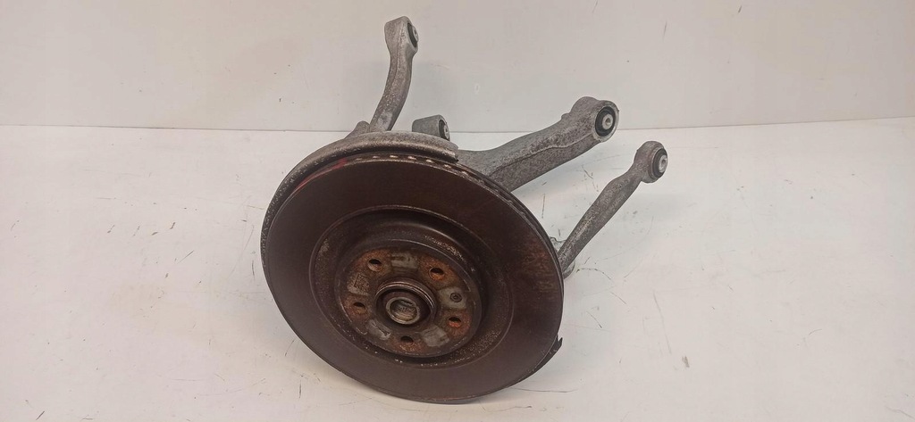 фото №1, Audi a6 c7 поворотний кулак правий задня 8r0505432f