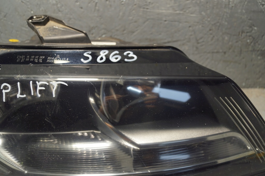 фото №7, Лампа правый перед audi a3 8p lift 08-