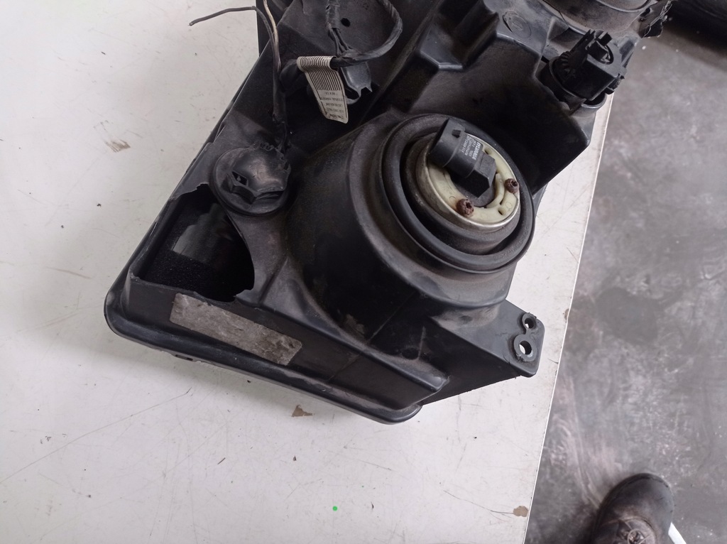 фото №7, Chrysler 300c лампа перед левая