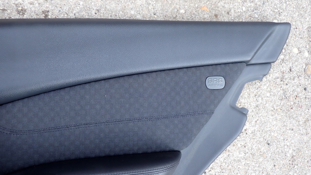 фото №4, Обшивка оббивка двері правий задня mercedes w220