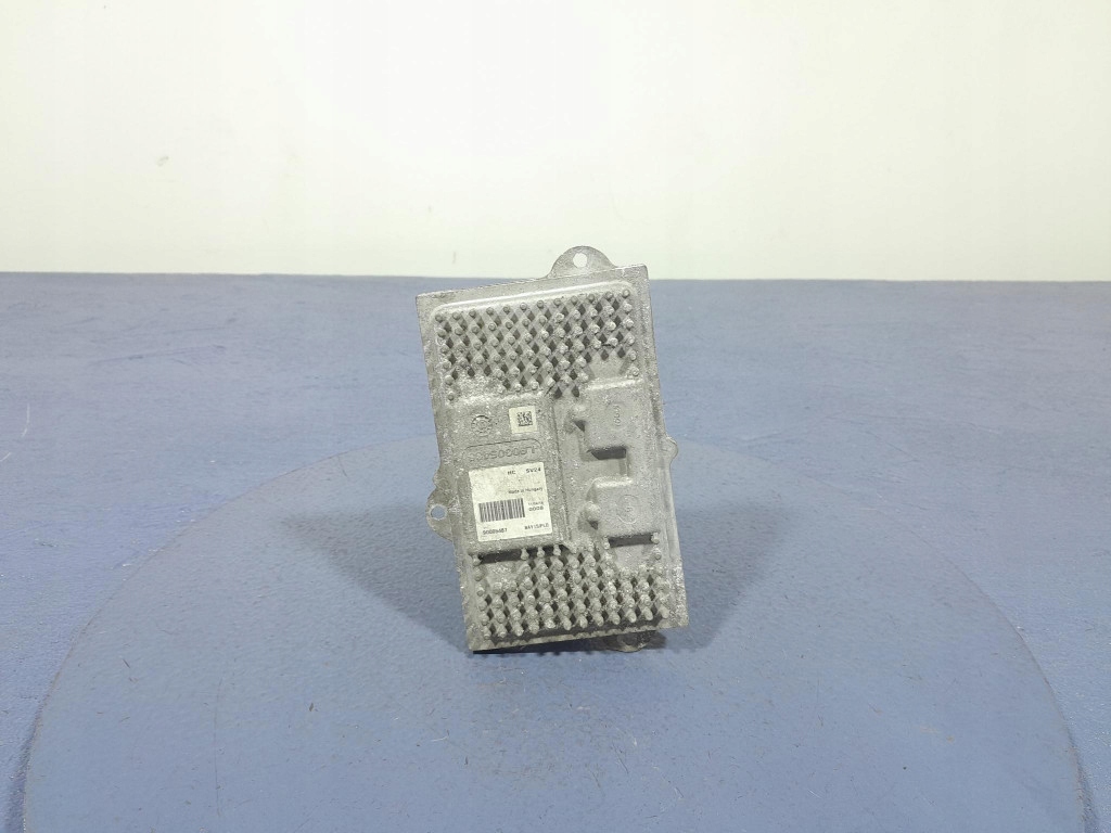 фото №1, Ford mondeo mk5 перетворювач модуль led 90005487