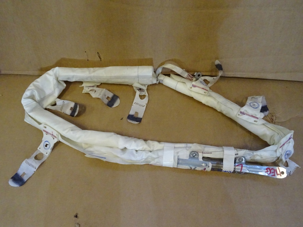 фото №1, Renault megane iv шторка безопасности левая kombi