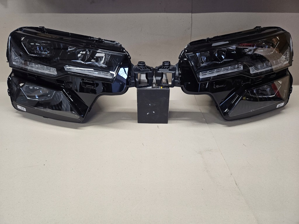 фото №1, Лампа правая левая передняя перед skoda karoq lift full led