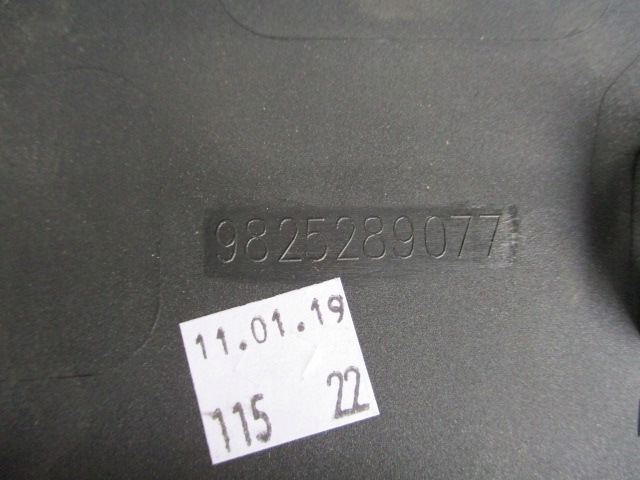 фото №12, Peugeot 3008 ii накладка крыла правая задняя nowa