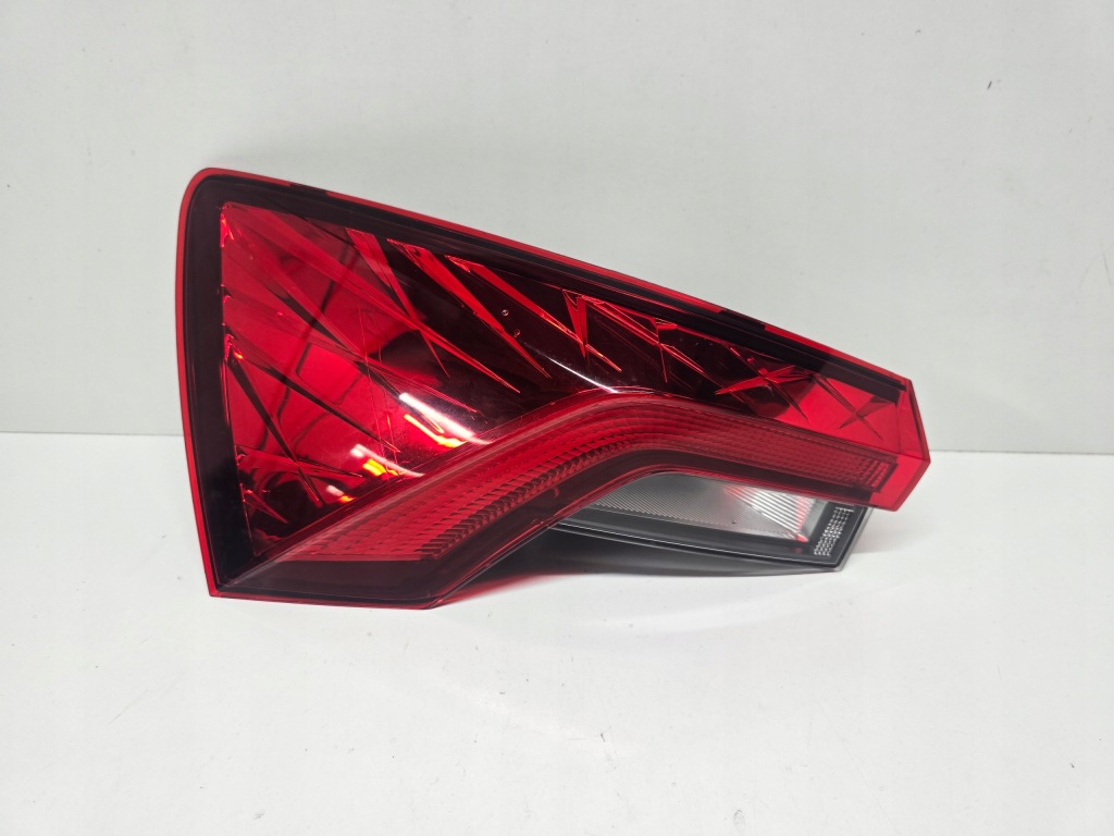 Купить Skoda scala 19-24 фара led левая задняя 657945095