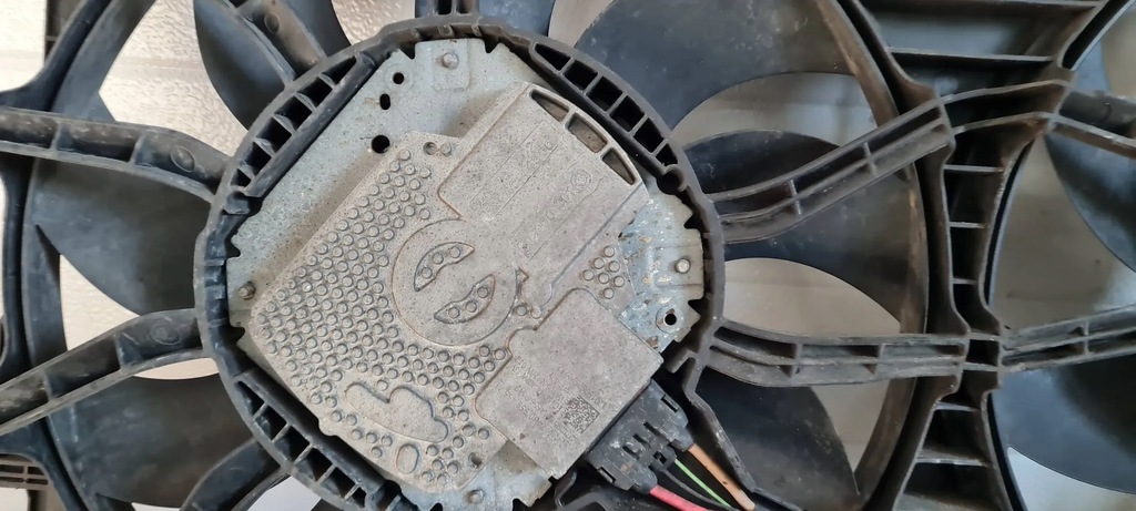 фото №9, A6 c7 4g вентилятори радіатора 3.0 tfsi tdi s4 b8 sq5 s5 a7 4h0121003n