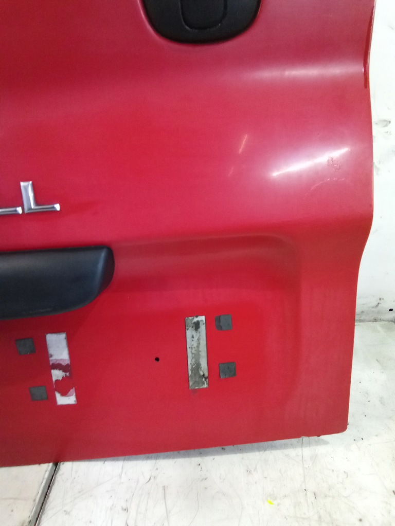 фото №9, G452 дверь левый задняя vivaro красные