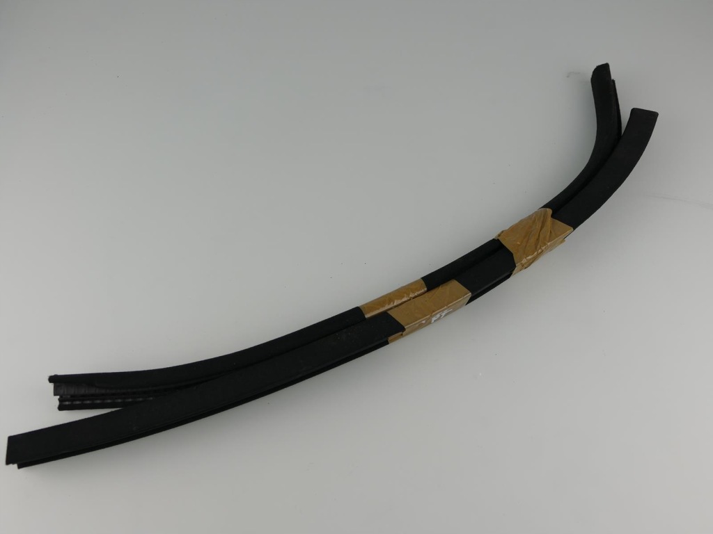 фото №2, Mercedes slk r171 прокладка уплотнители правый задняя