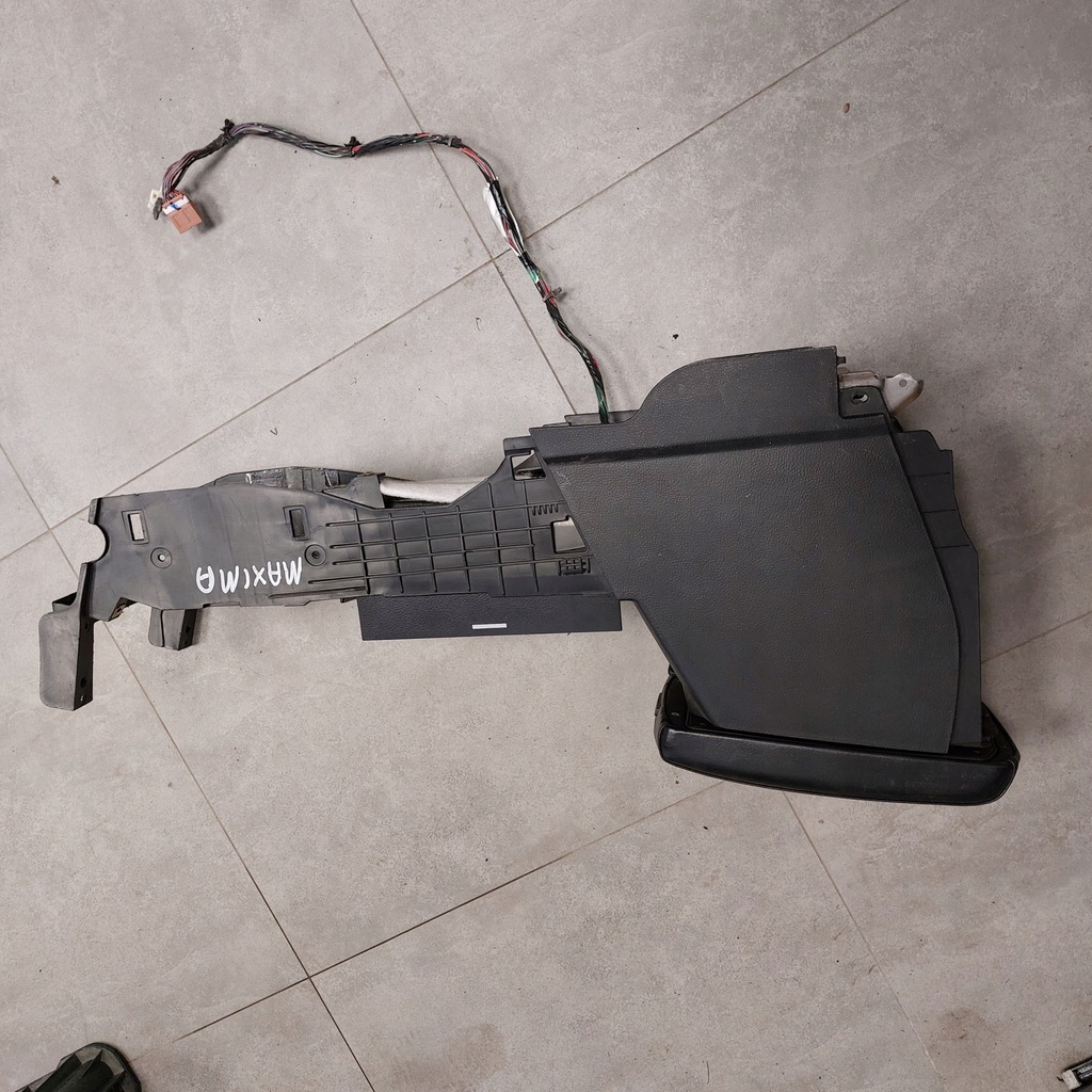 фото №10, Nissan maxima a34 подлокотник туннель средний