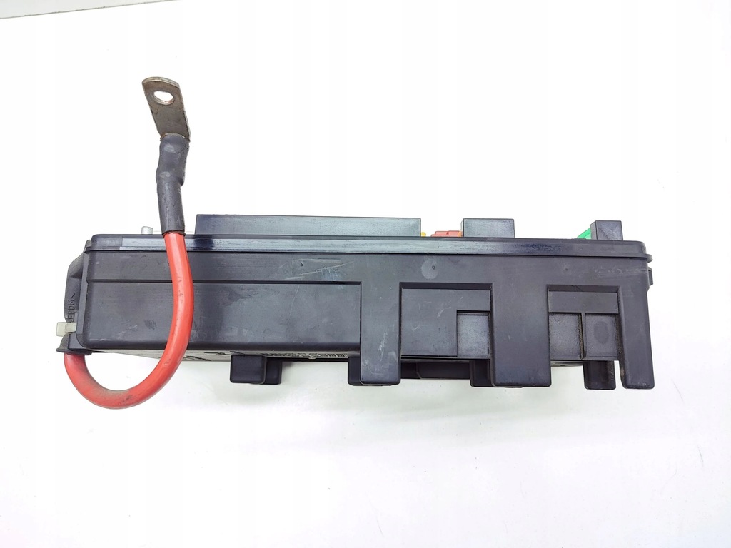 фото №3, Opel signum 2006 рамка / модуль предохранителей