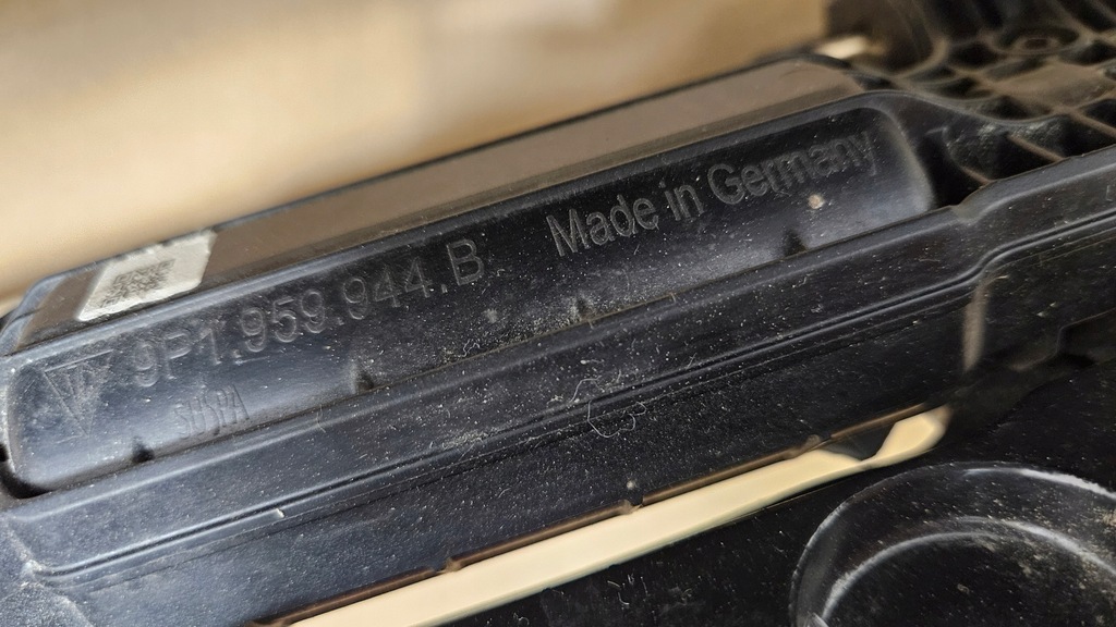 фото №8, Механізм спойлер спойлер задня porsche cayenne 9y3 9y3827204c